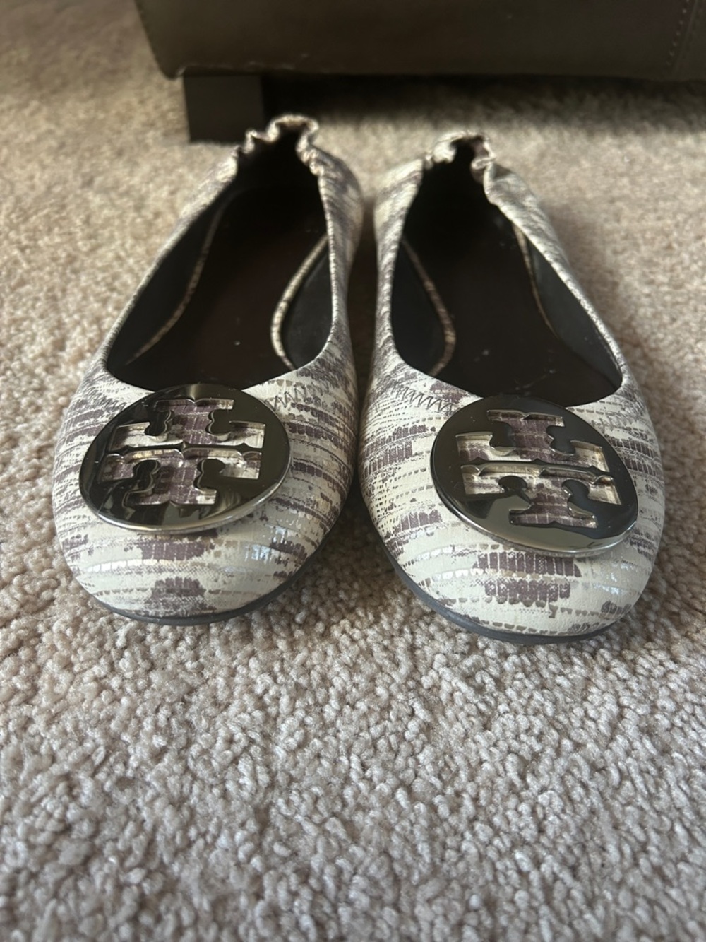 Tory Burch Reva Flats - Picture 2 of 6